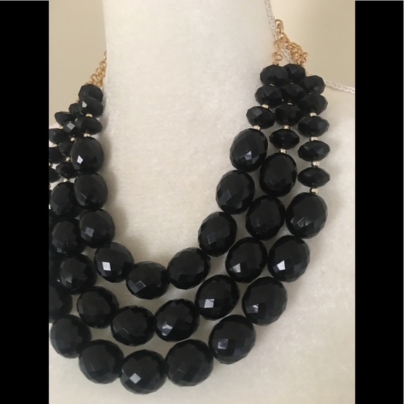 Multi Layer Bead Necklace✨✨ - Picture 2 of 4